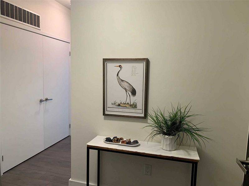 Mississauga, ON L5M 0X1,5005 Harvard RD #411