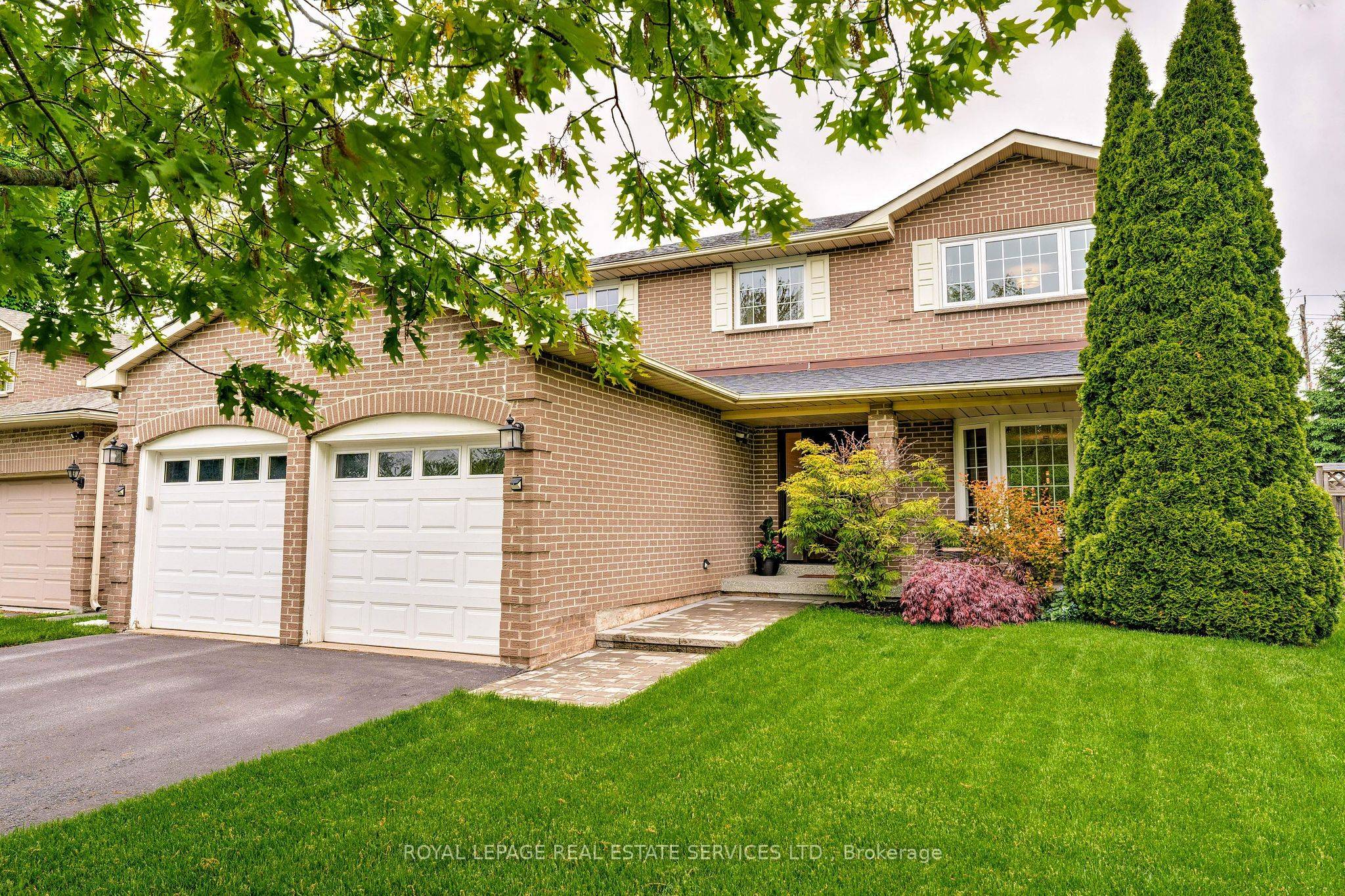 Oakville, ON L6L 6H7,3097 Swansea DR