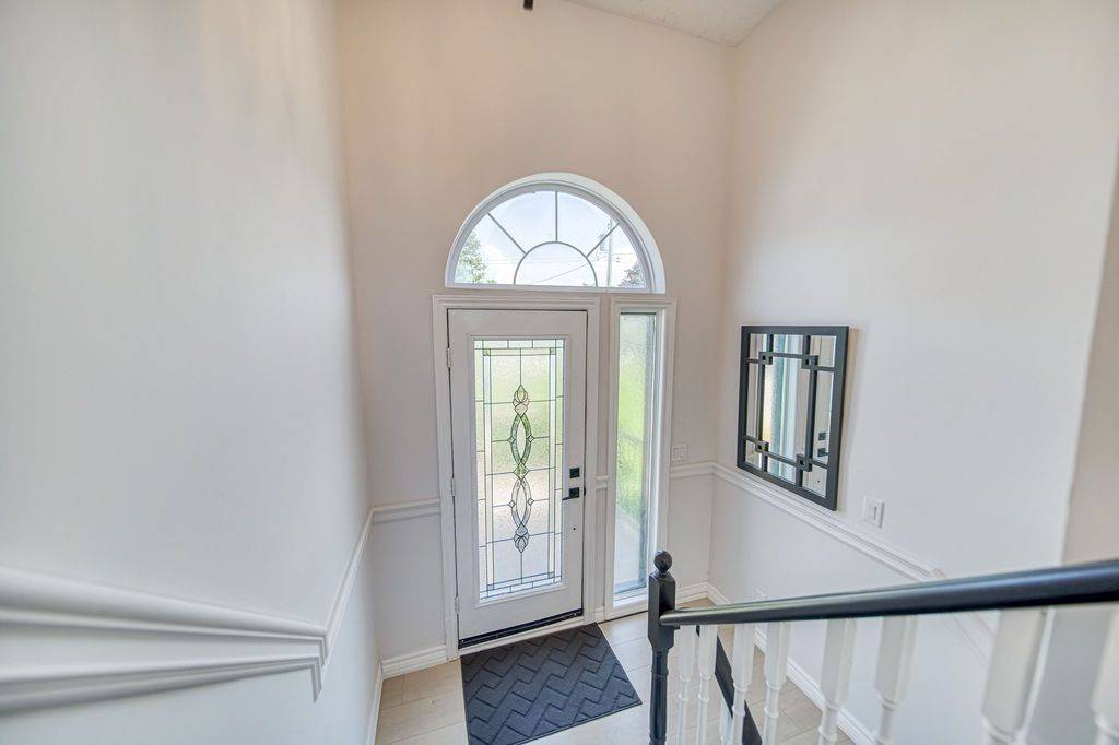 Kawartha Lakes, ON K0M 2C0,16 Helen CRES