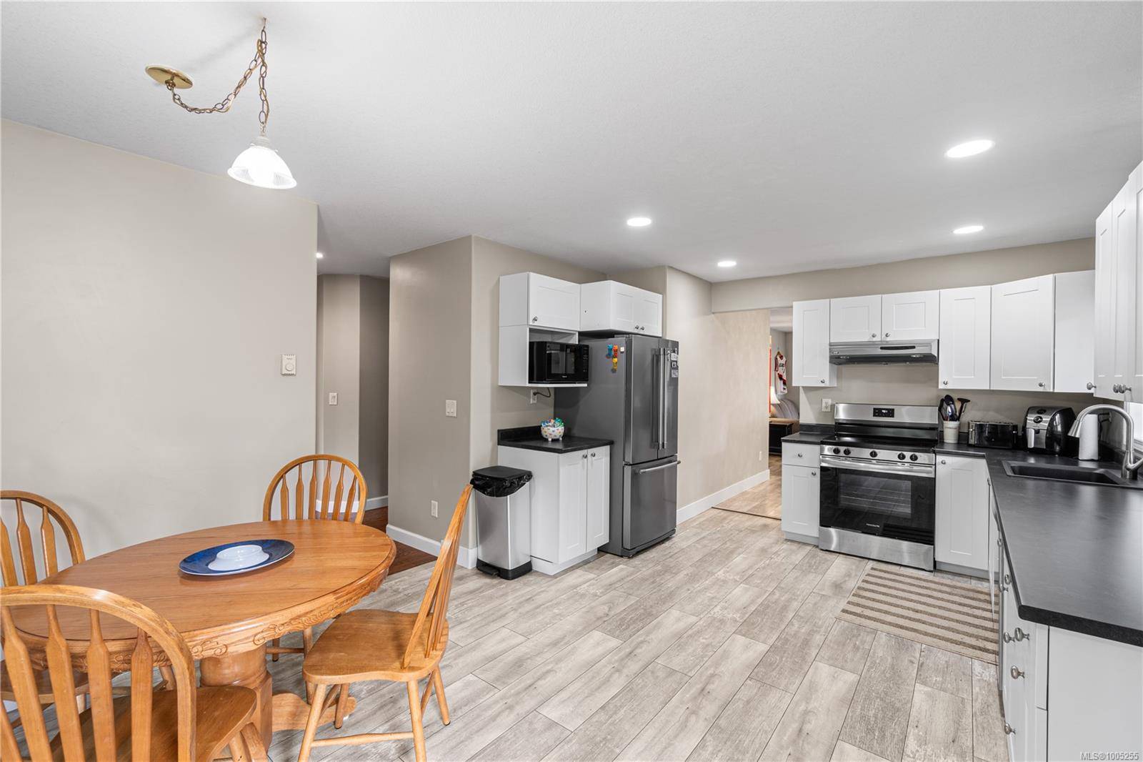 Nanaimo, BC V9R 7B3,257 Tahoe Ave