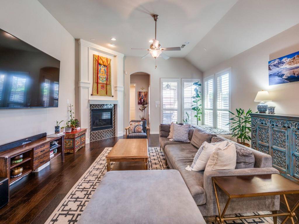 Arlington, TX 76005,915 Enchanted Wood Drive