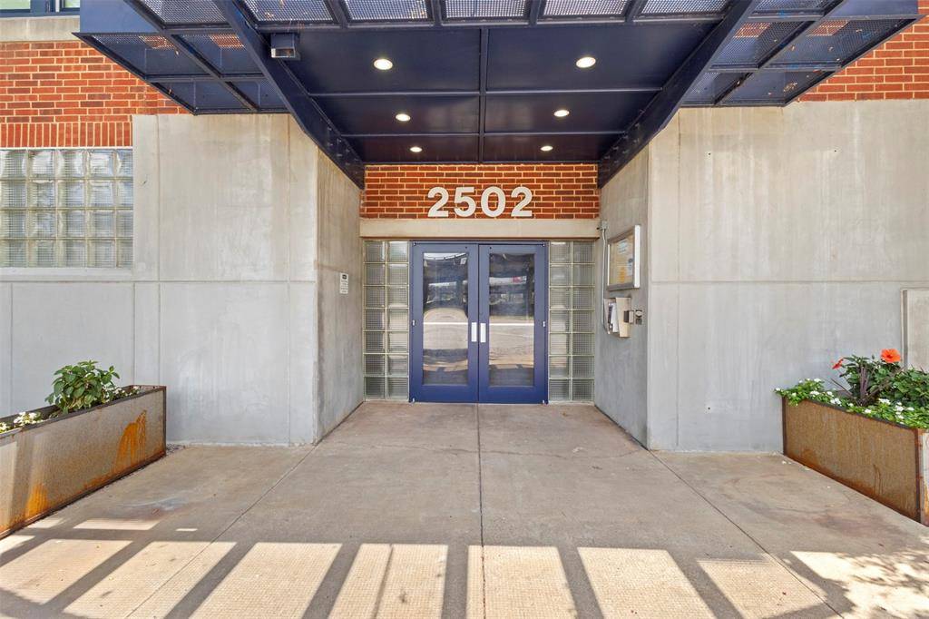 Dallas, TX 75204,2502 Live Oak Street #236