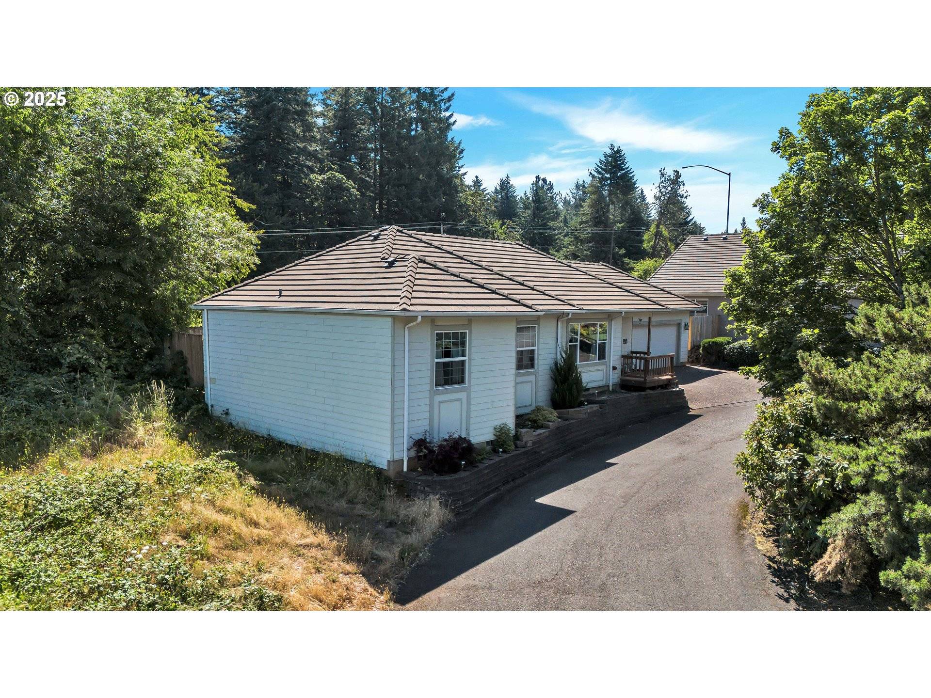 Salem, OR 97306,1968 SPRICETREE LN
