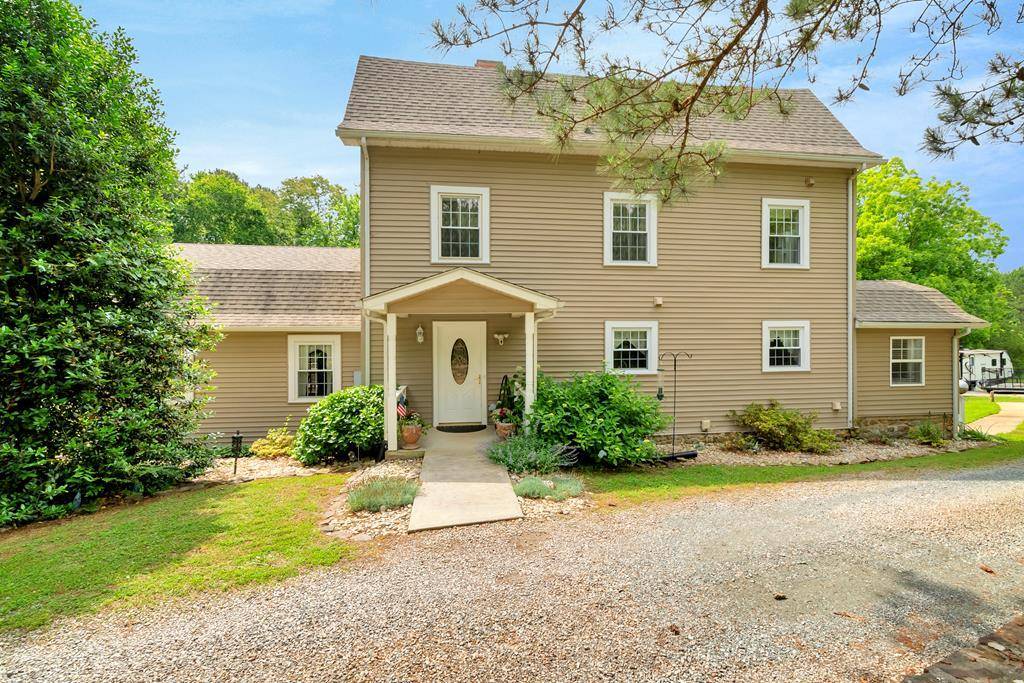 Clarksville, VA 23927,437 Prestwould Drive