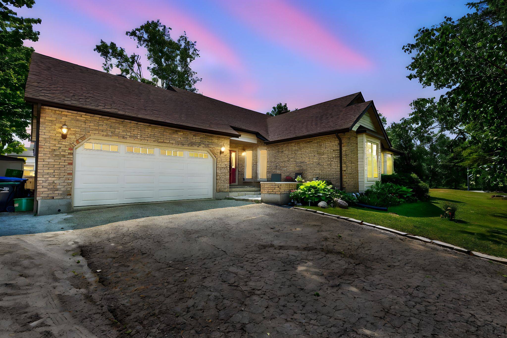 Oro-medonte, ON L0L 2E0,41 Howard DR
