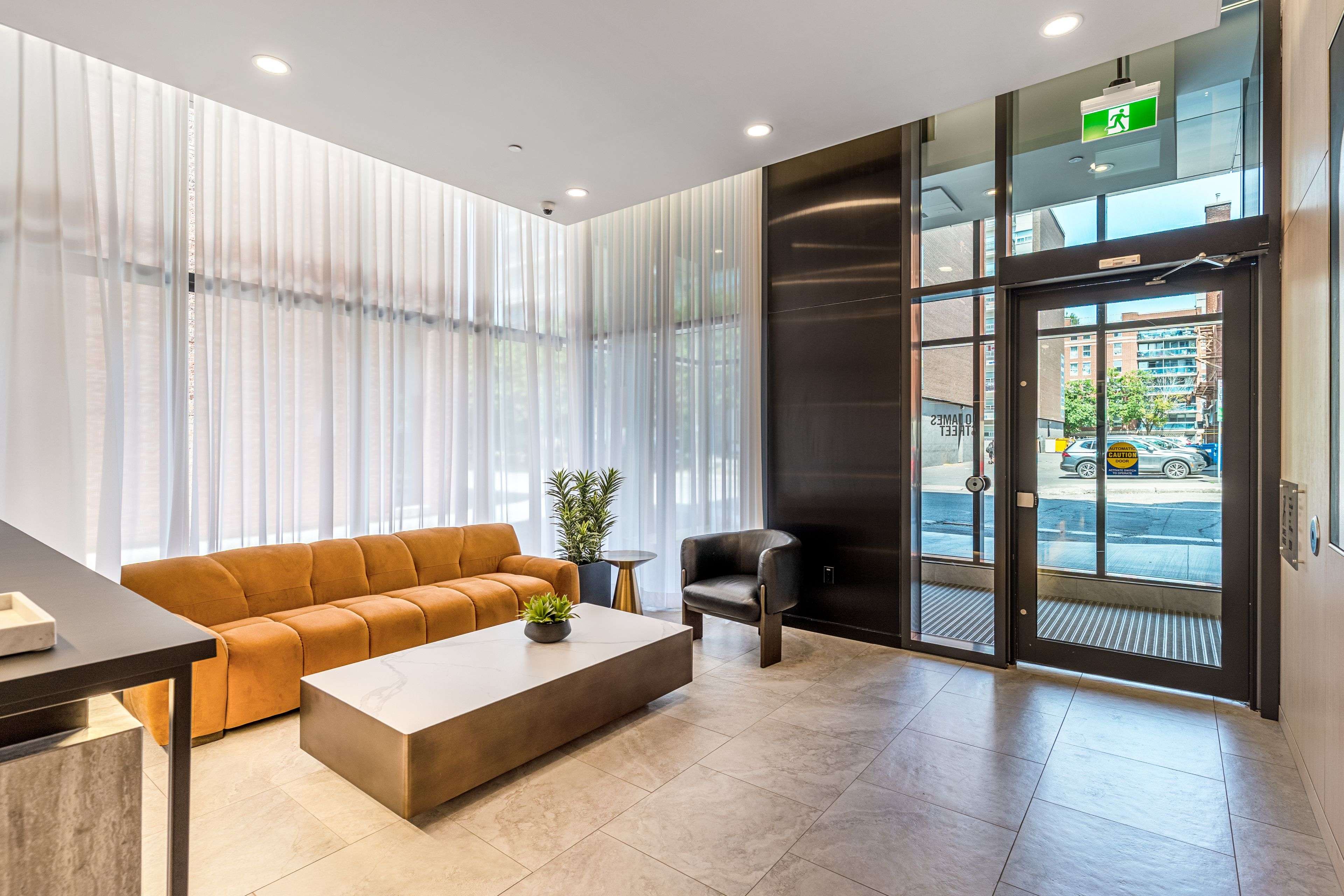 Ottawa Centre, ON K2P 1T2,10 James ST #709