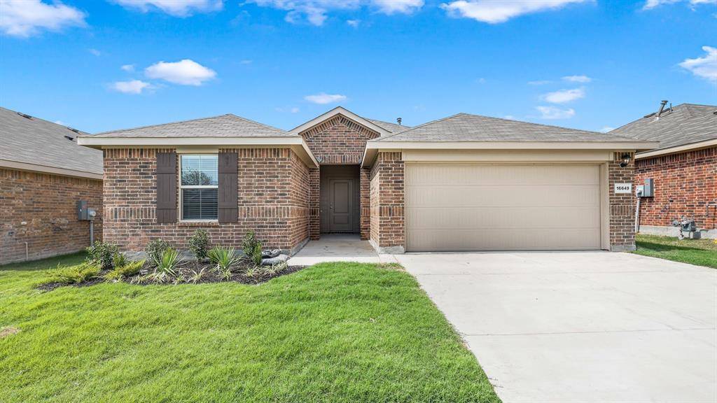 Azle, TX 76020,413 LUBBOCK Drive