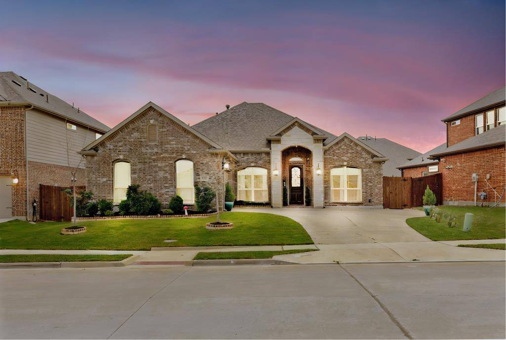 Fort Worth, TX 76179,5325 Almanor Road