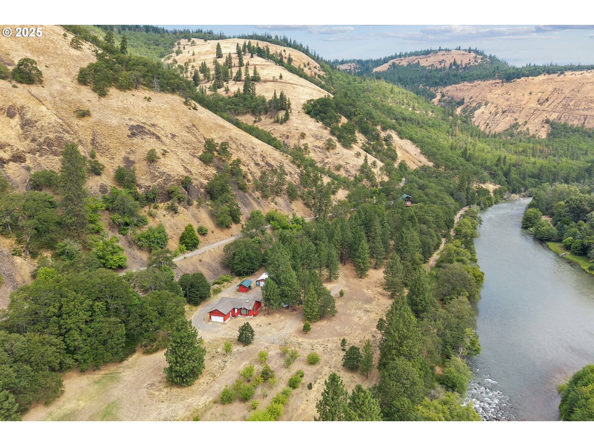 Klickitat, WA 98628,60 FISHON RD