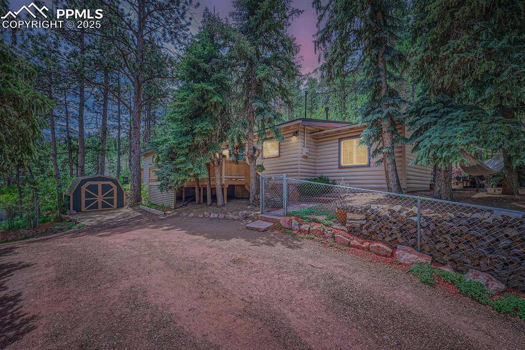 Cascade, CO 80809,9935 Fountain RD