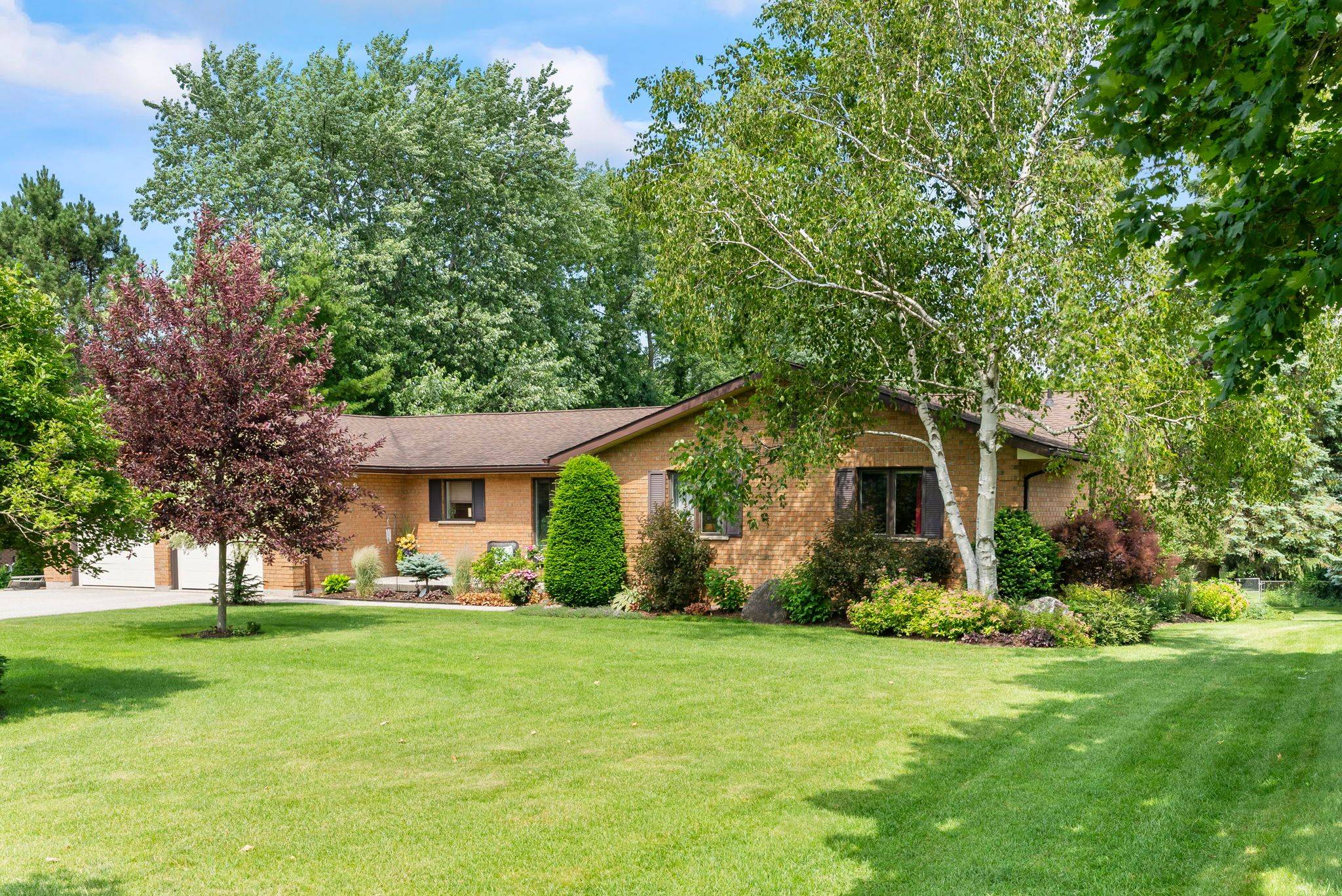 Brockton, ON N0G 2V0,30 Geeson AVE