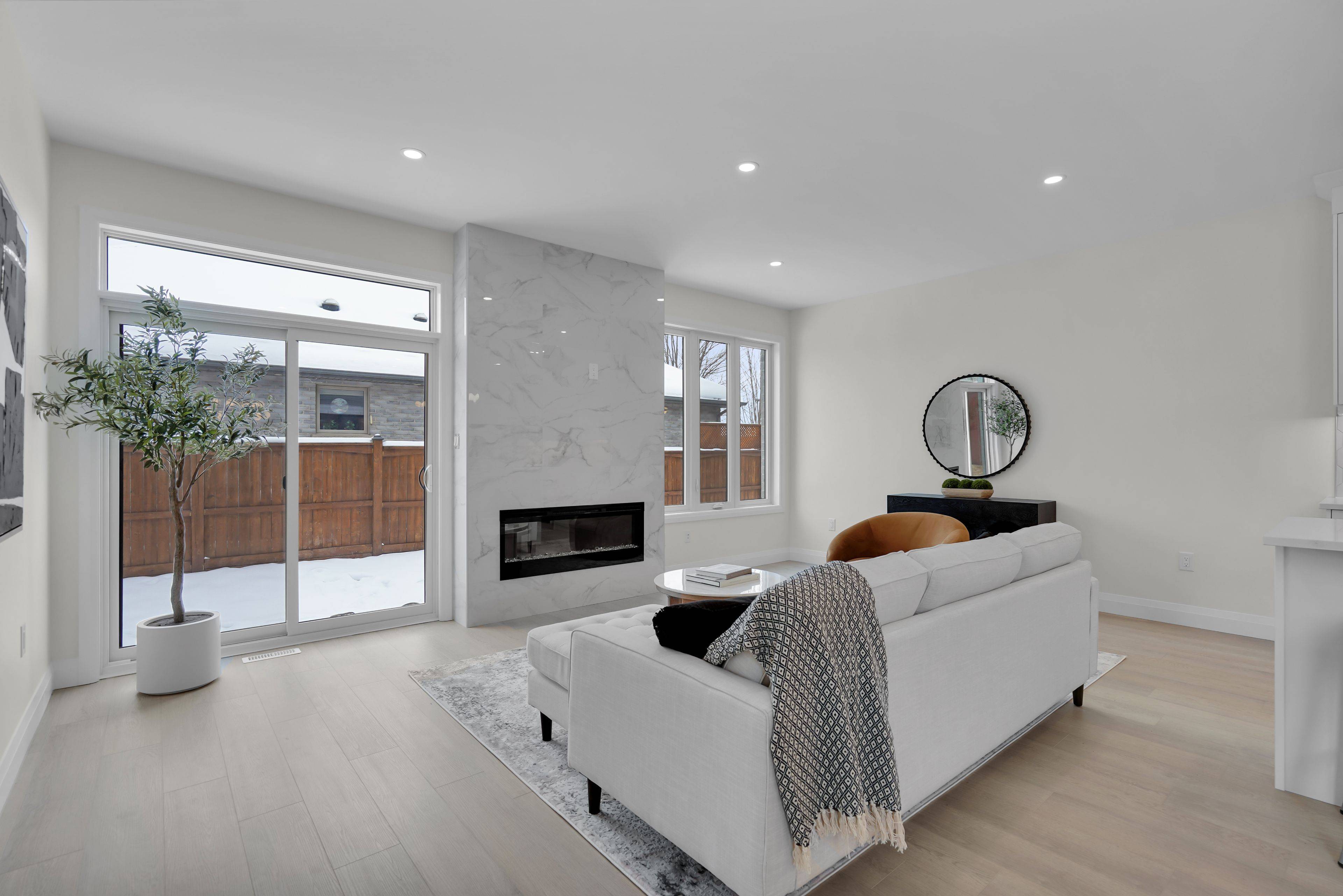 London North, ON N6G 5B1,829 Catalpa SQ