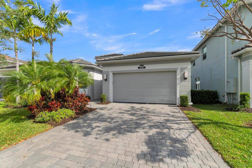 Delray Beach, FL 33446