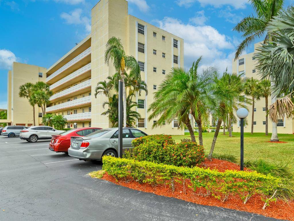 Dania Beach, FL 33004,[StreetName,UnitNumber,StreetNumber,StreetDirPrefix]