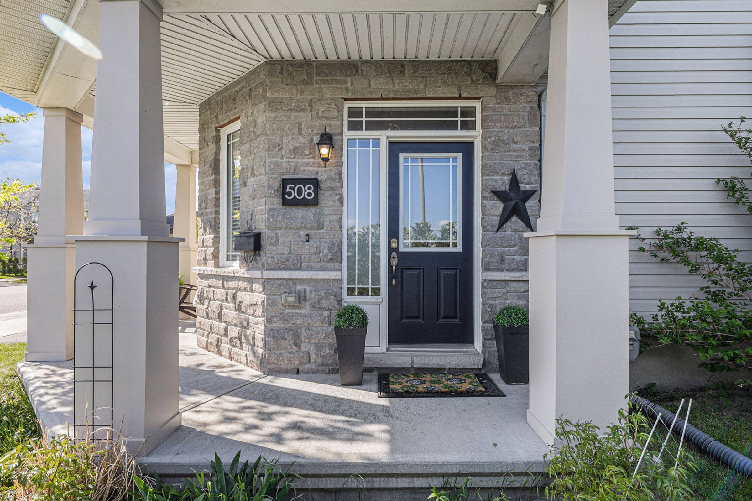 Kanata, ON K2M 2T6,508 Acceptance PL