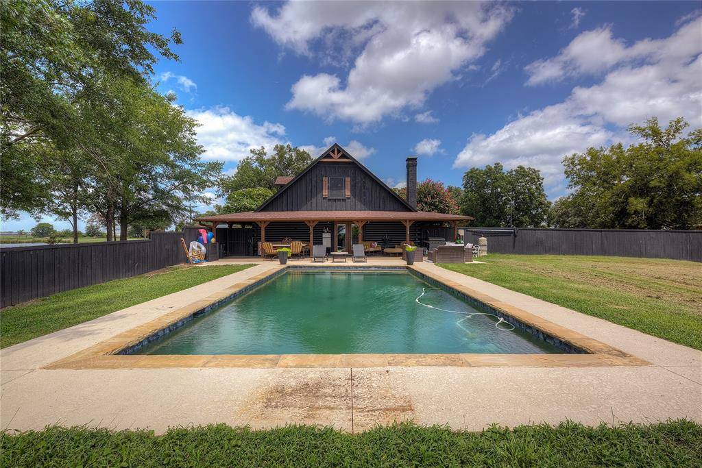 Mount Vernon, TX 75457,3551 County Road Nw 1018