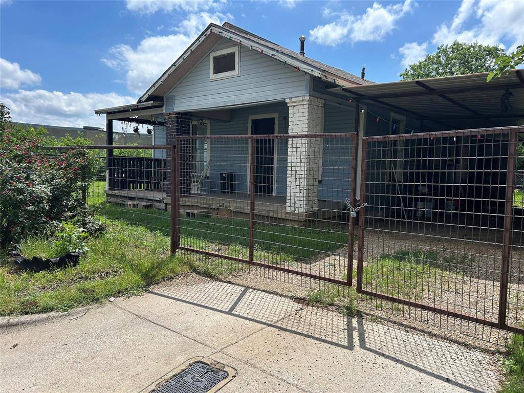 Fort Worth, TX 76106,3819 N Terry Street
