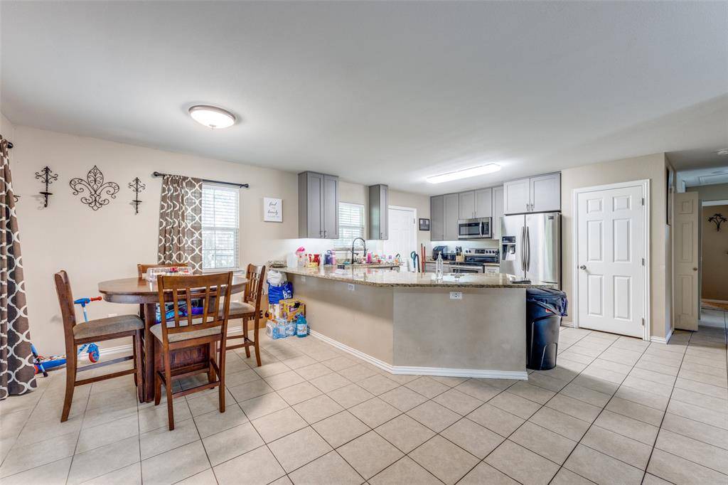 Denison, TX 75021,318 E Chestnut Street