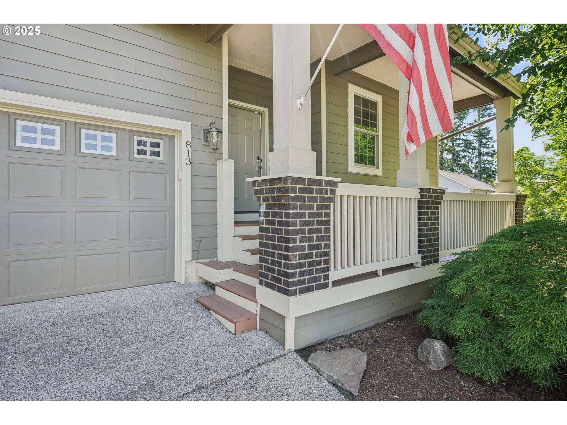 Camas, WA 98607,813 NW KLICKITAT ST