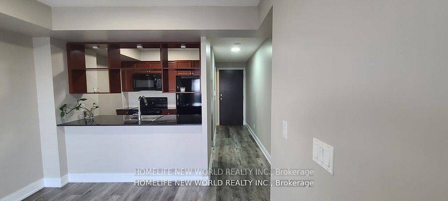 Toronto E07, ON M1S 0G3,125 Village Green SQ #2805