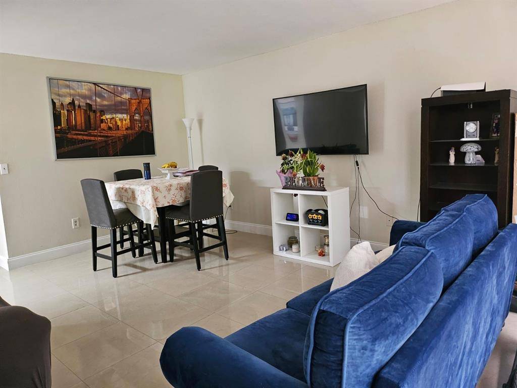 Plantation, FL 33325,11752 Terra Bella Blvd