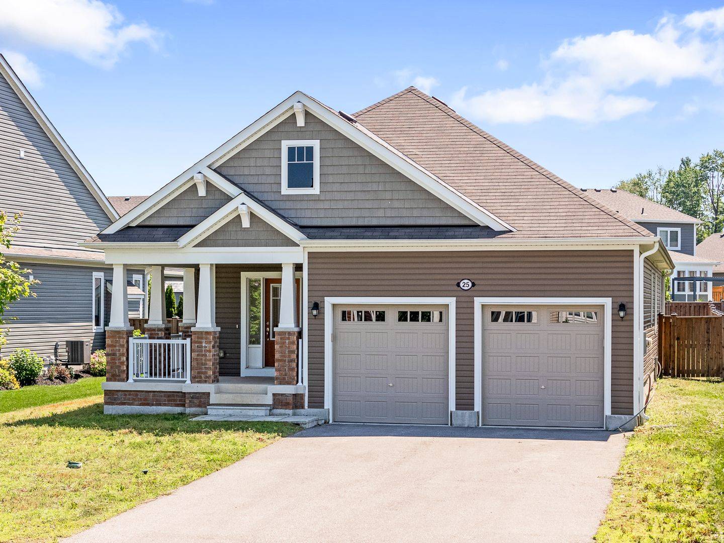 Bracebridge, ON P1L 0E1,25 Hunter PL