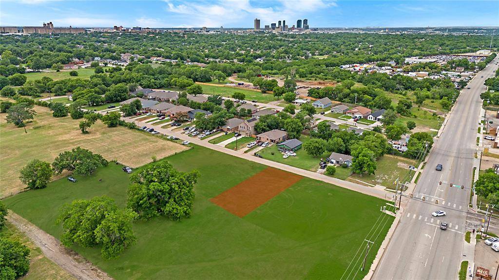 Fort Worth, TX 76104,1508 E Robert Street