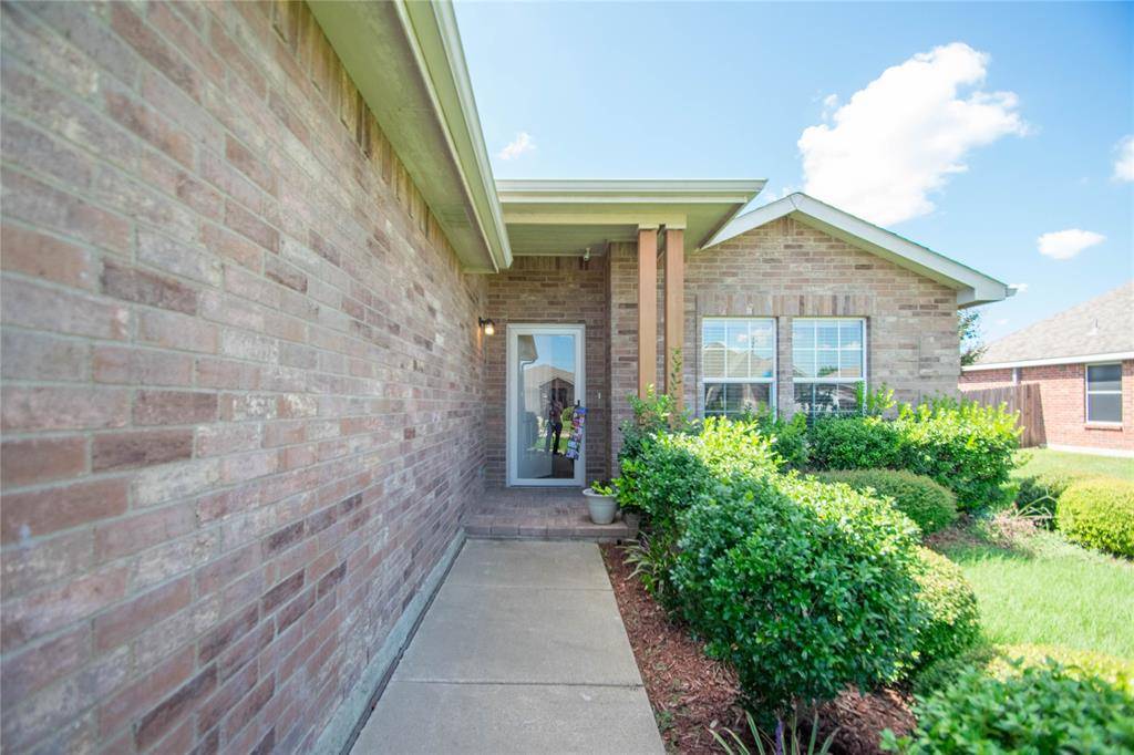Burleson, TX 76028,719 Daughters Drive