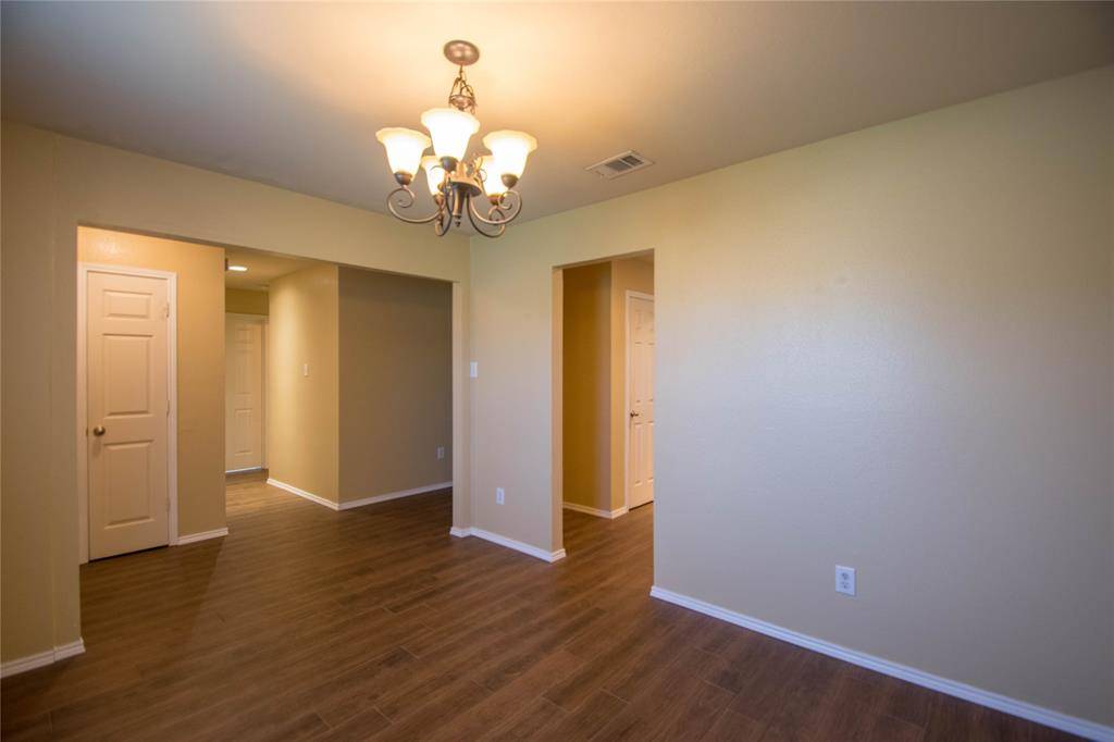 Burleson, TX 76028,719 Daughters Drive