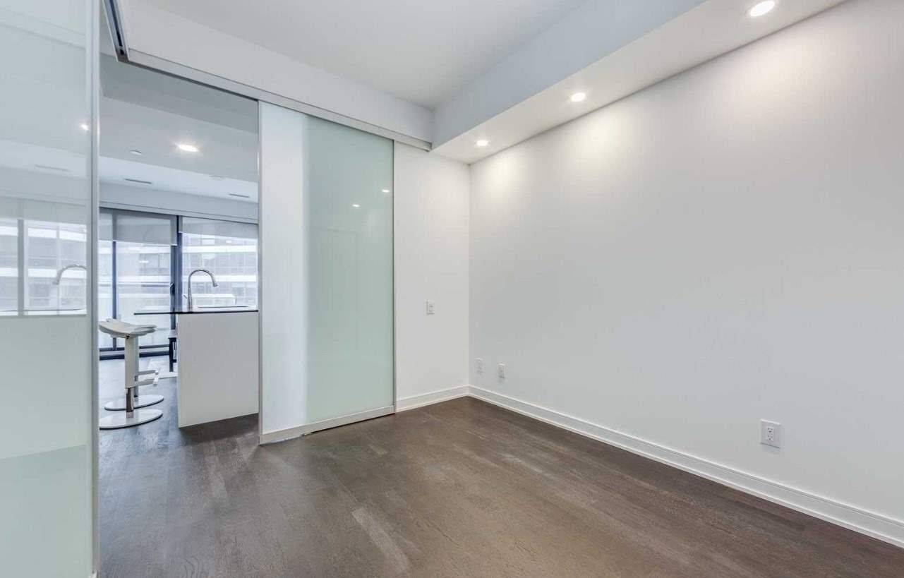 Toronto C01, ON M5S 0C5,57 St Joseph ST #304