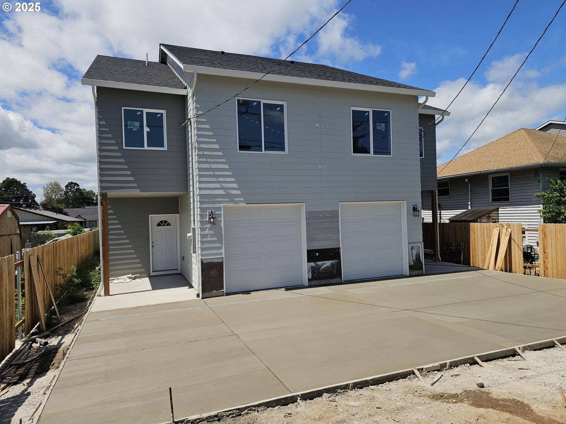 St Helens, OR 97051,451 N 12th ST