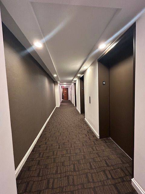 Toronto C14, ON M2N 6X8,256 Doris AVE #1202