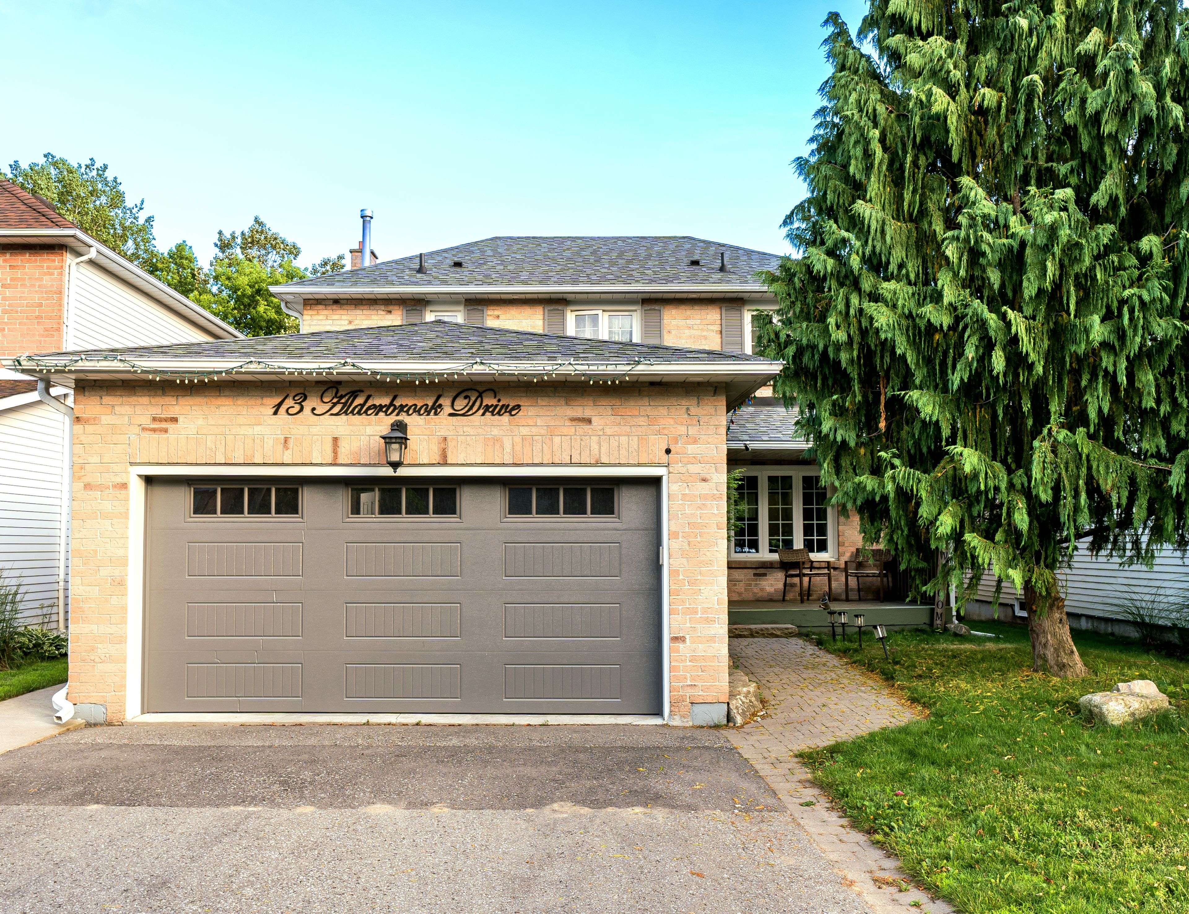 Clarington, ON L1E 1N4,13 Alderbrook DR