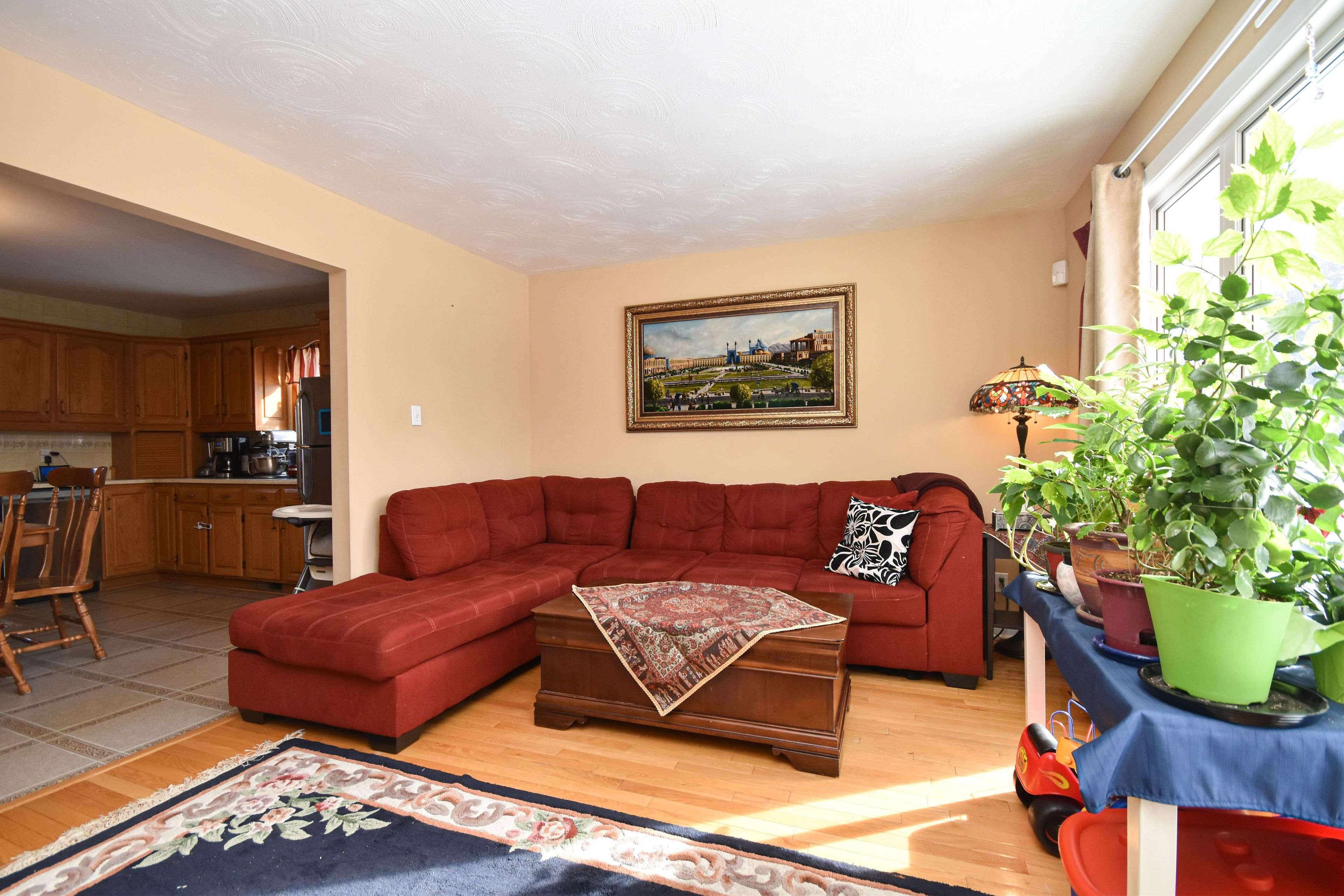 Orleans - Convent Glen And Area, ON K1W 0K7,3329 Navan RD
