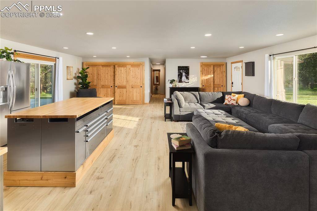 Colorado Springs, CO 80908,15275 Vollmer RD