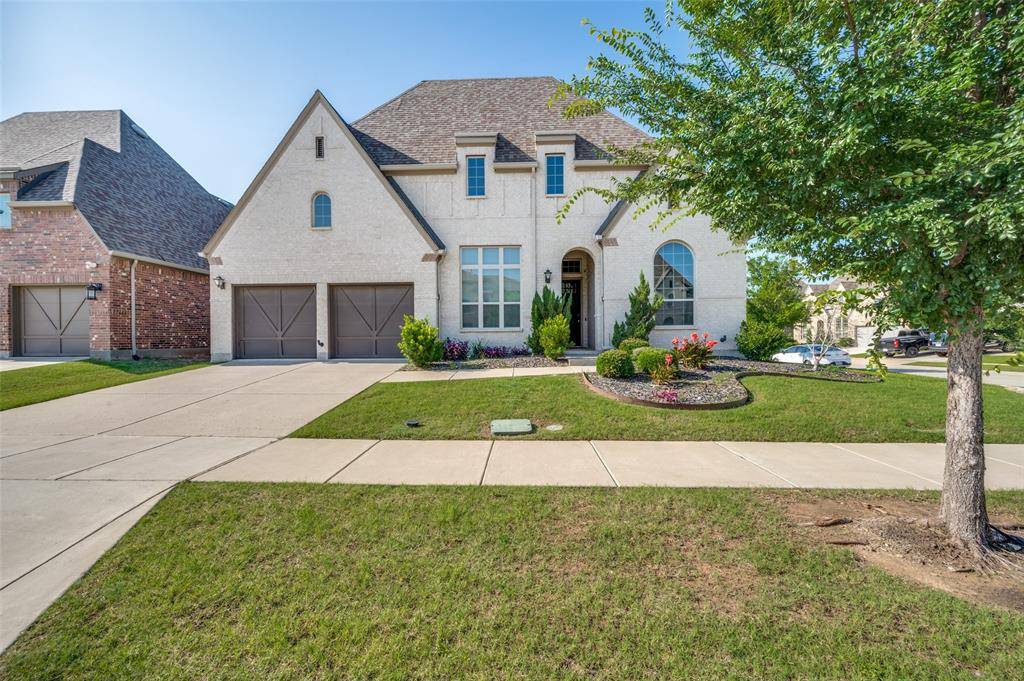 Aubrey, TX 76227,905 Longbranch Way