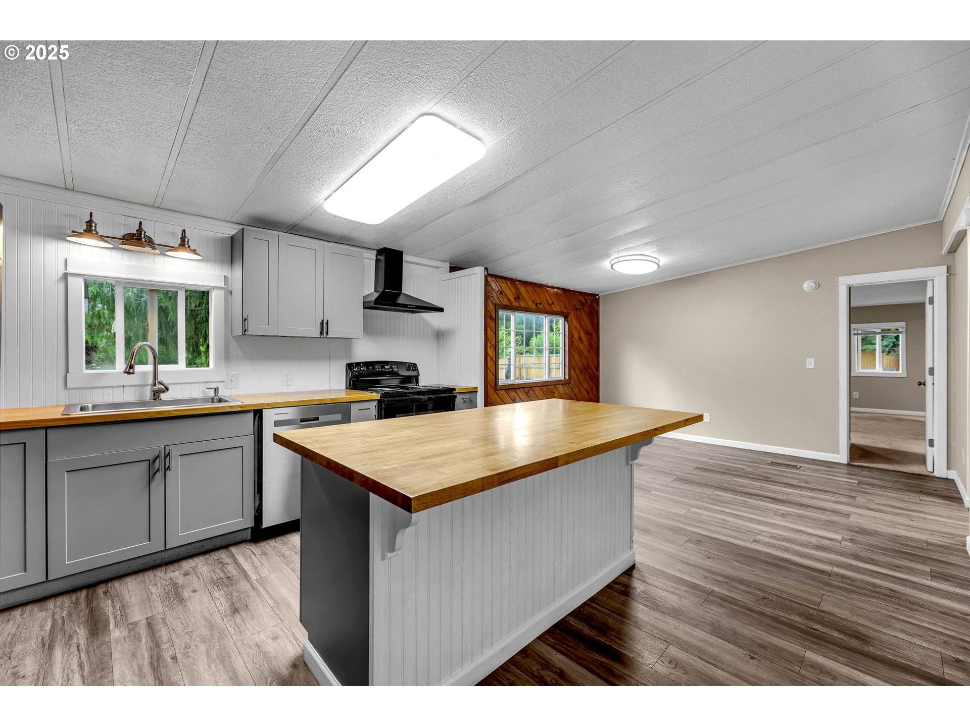 Yacolt, WA 98675,300 E JONES ST