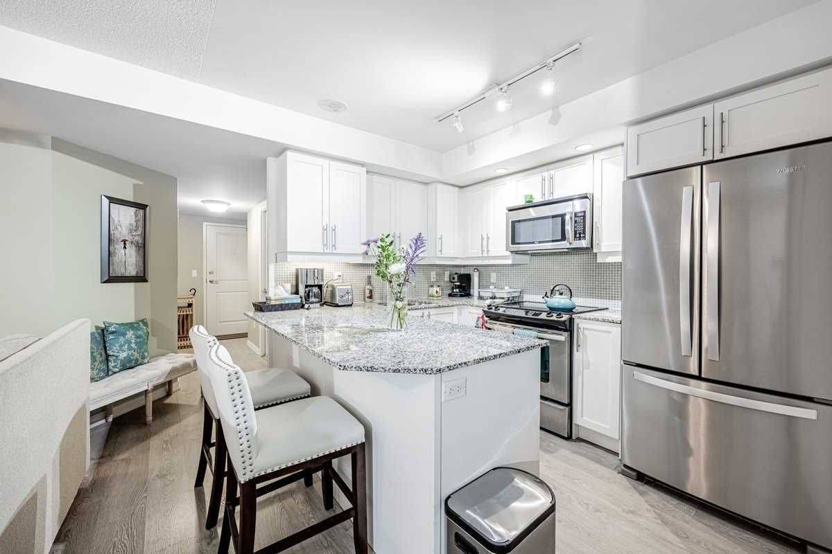 Toronto C01, ON M6K 3R2,65 East Liberty ST #217