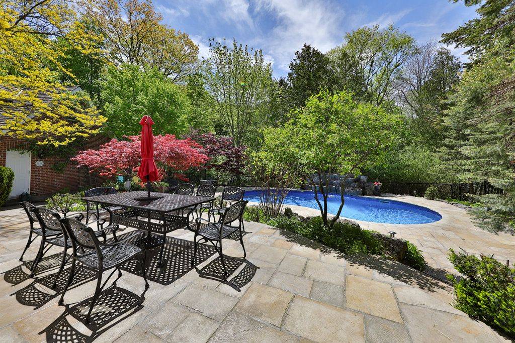 Mississauga, ON L5L 5Z1,3264 Barchester CT