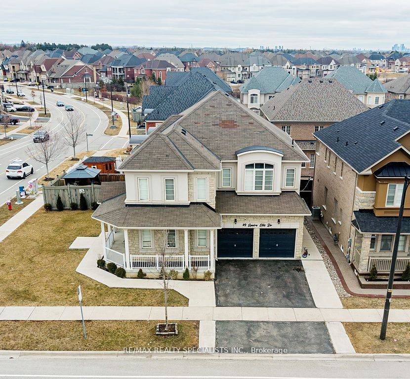 Brampton, ON L6P 4C2,49 Squire Ellis DR
