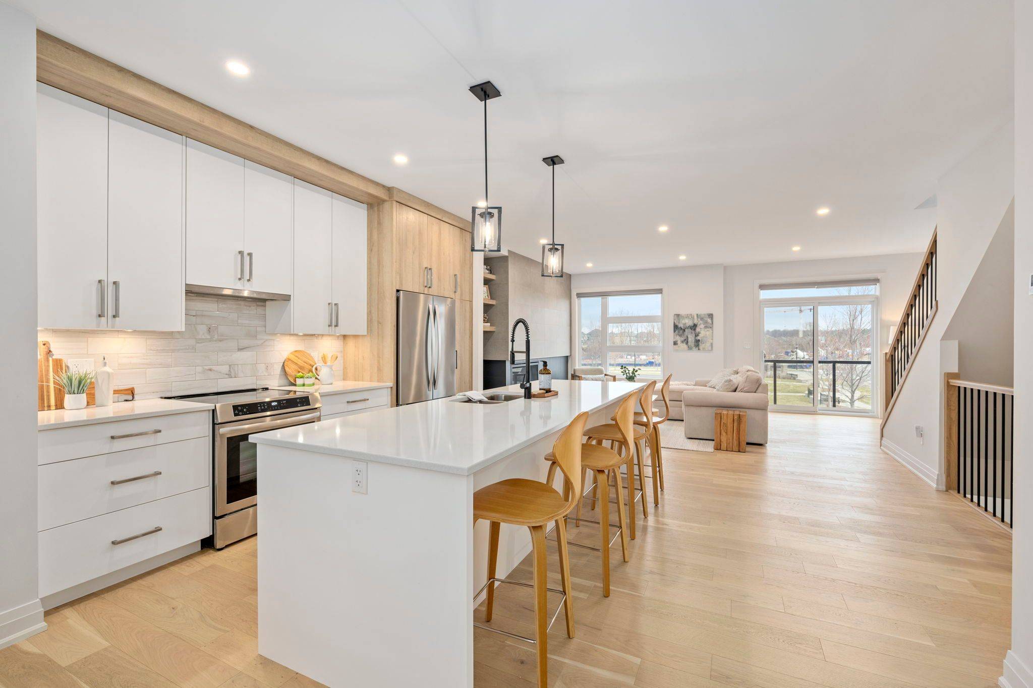 London North, ON N6G 0M3,231 Callaway RD #20