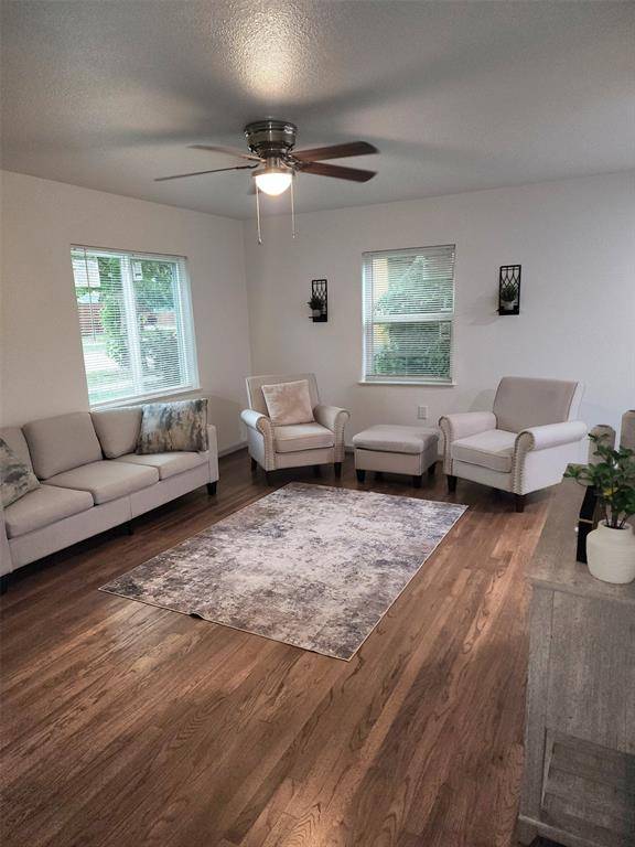 Garland, TX 75040,1104 Edgefield