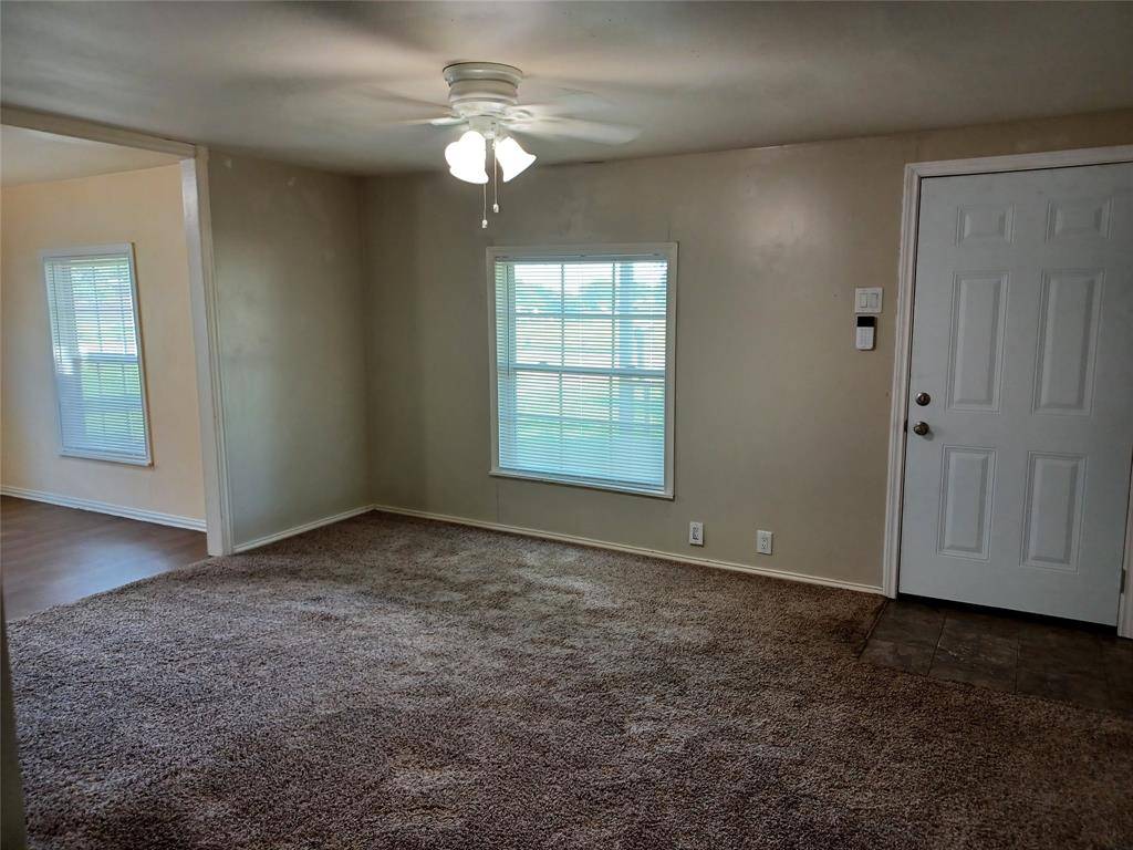 Mansfield, TX 76063,107 Brown Street
