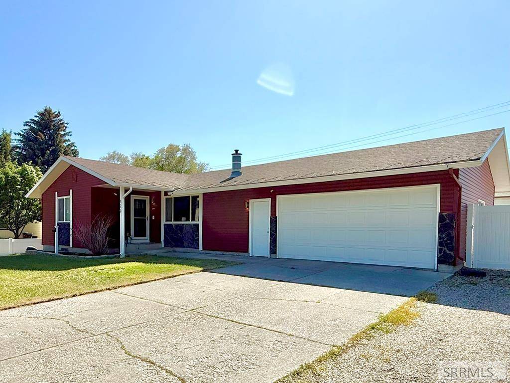 Idaho Falls, ID 83402,429 Buckboard Lane