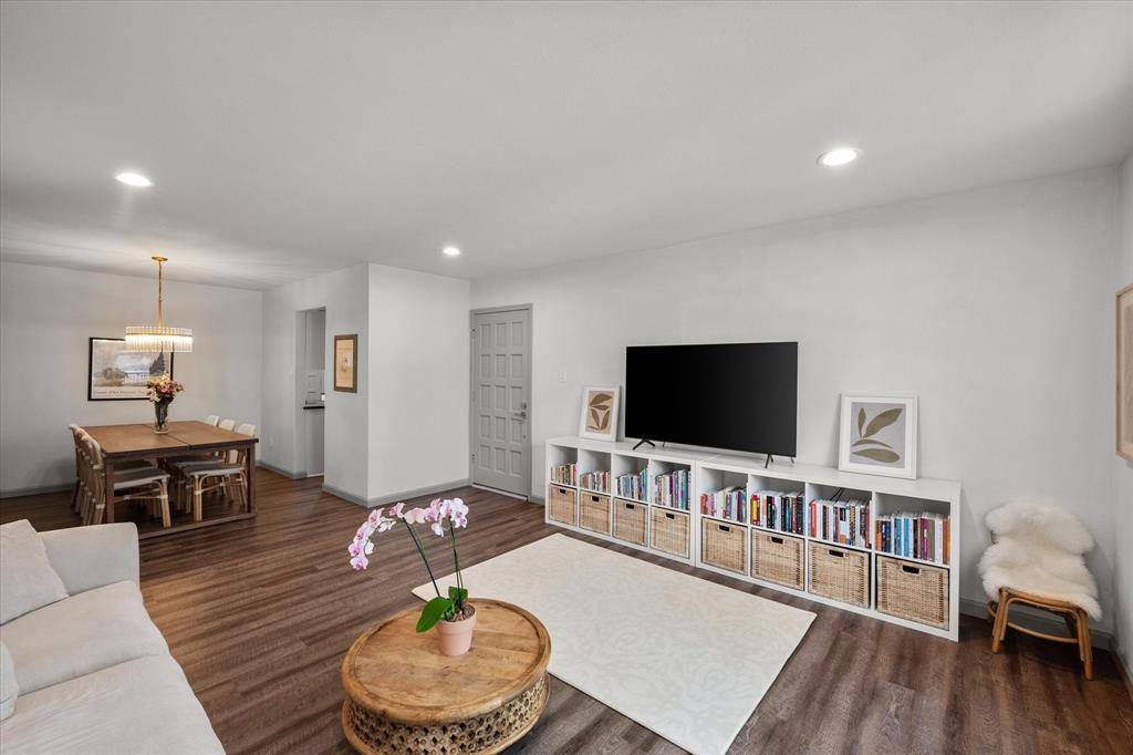 Dallas, TX 75206,5111 Skillman Street #229