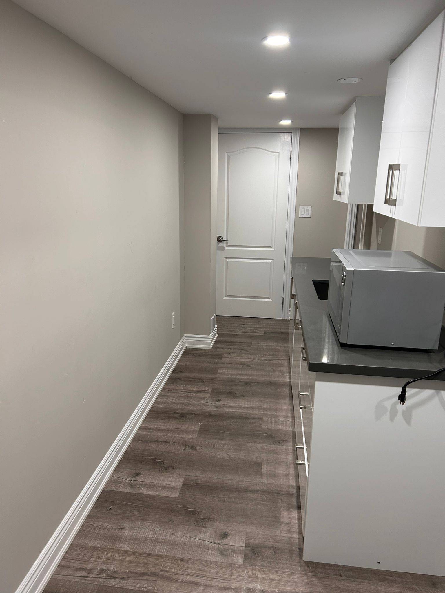 Milton, ON L9T 2X5,1466 Kovachik BLVD #1B