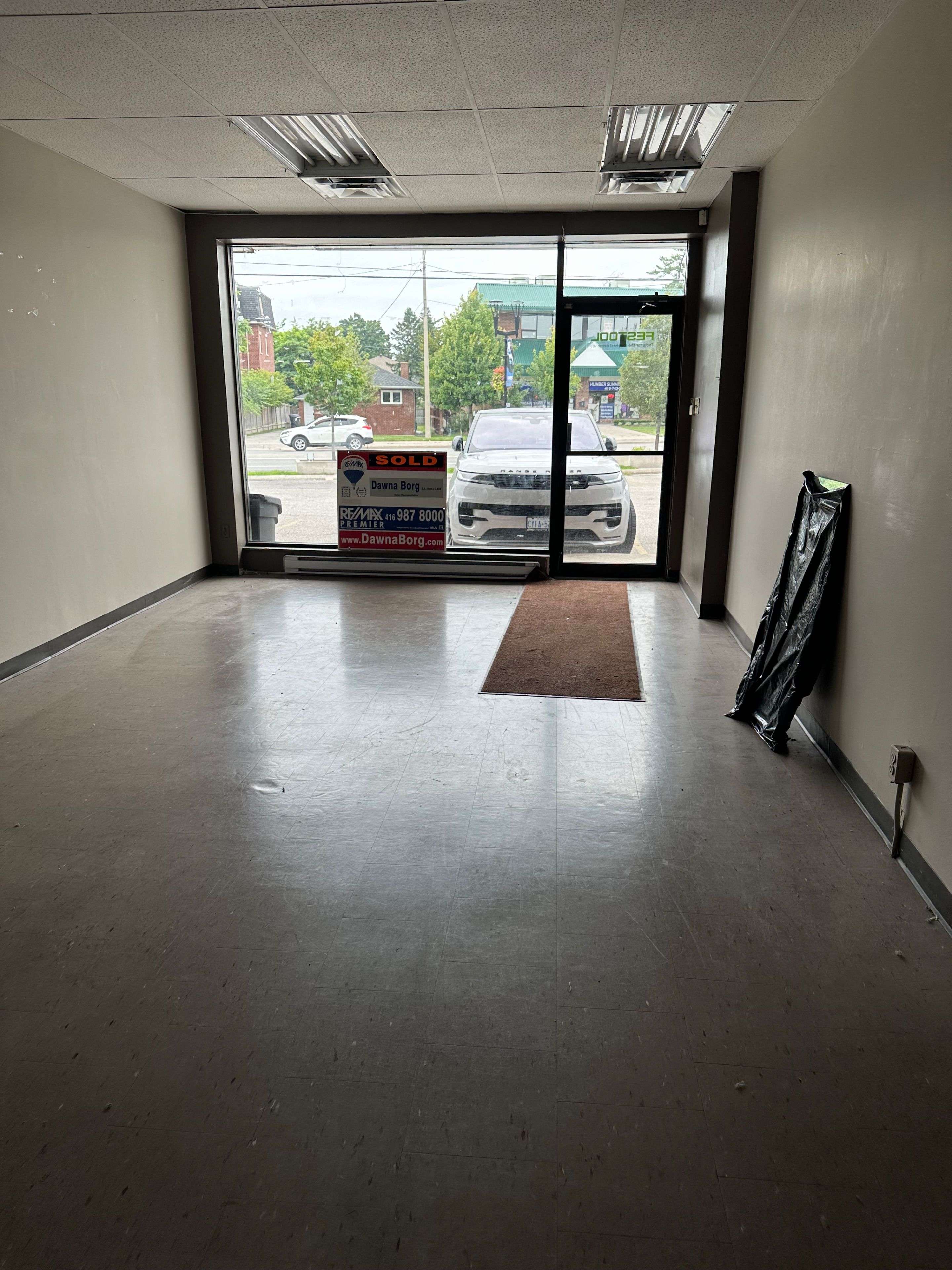 Toronto W05, ON M9L 2K9,2965 Islington AVE #7