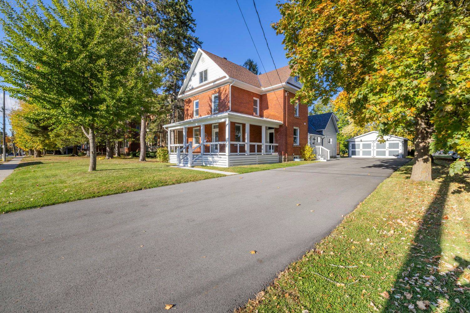 Perth, ON K7H 2J9,45 Drummond ST W
