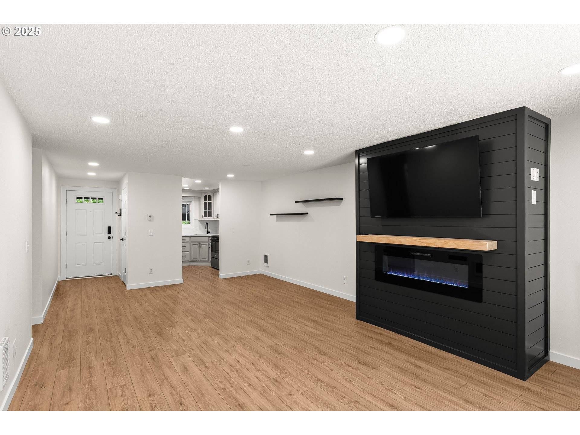 Wilsonville, OR 97070,29700 SW COURTSIDE DR #34