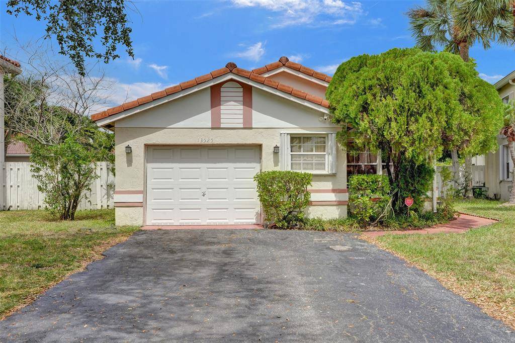 Plantation, FL 33325,13525 NW 5th Ct